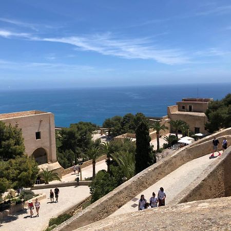 Calle San Carlos 132 Alicante Dış mekan fotoğraf